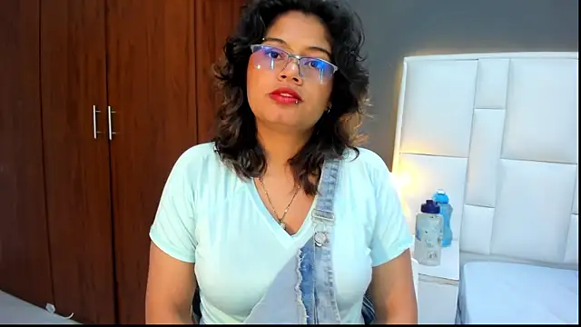 yeral2017n Live XXX chat