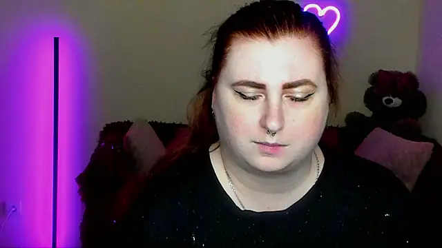 Alicia_love00: онлайн-секс-чат