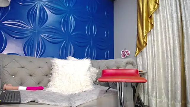 JolieDuvalle Chat XXX in diretta