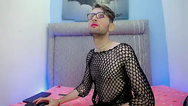 Dani_high 现场性爱视讯表演