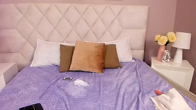 Chat +18 de Gia__evanss ao vivo