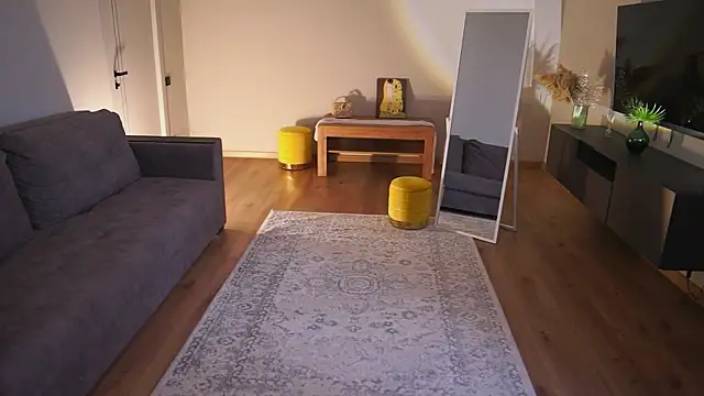 AdaBell Obrolan Langsung XXX