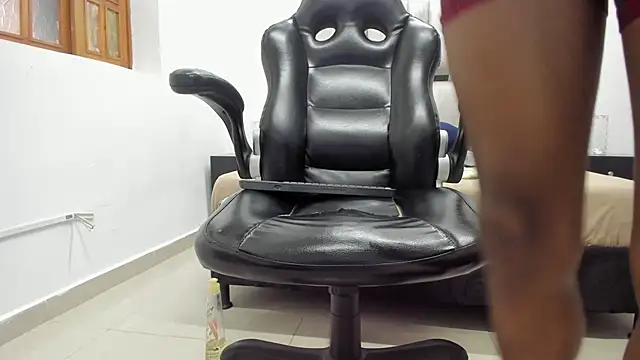 khris__evans élő XXX-chatje