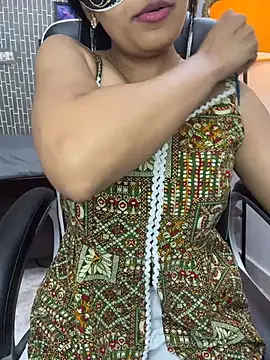 Онлайн чат XXX escape_with_me