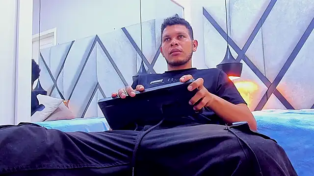 NohaBrooks webcam show