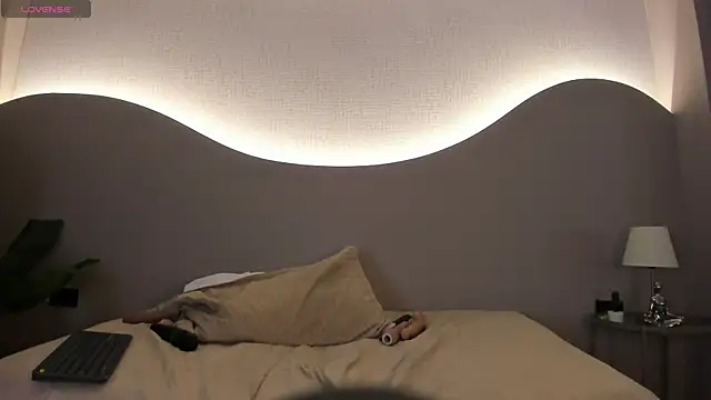 แชท XXX สดของ ainaah_