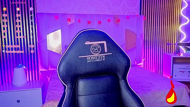 LIHIAN_TAY: απευθείας συνομιλία ΧΧΧ