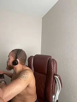 Fathero1time Show in webcam