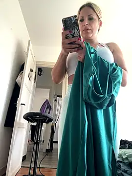 AnissaHale's Webcam Show