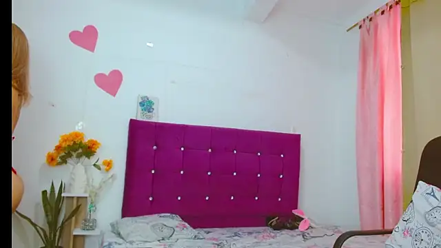 Онлайн чат XXX chantalsemenova1