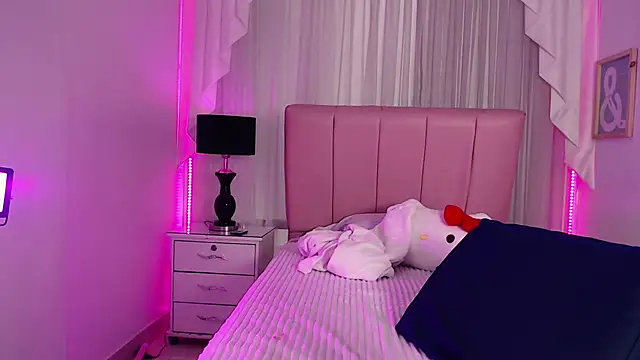 IsabelleDaza Adlı Modelin Web Kamerası Şovu