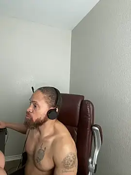 Fathero1time's Live XXX Chat