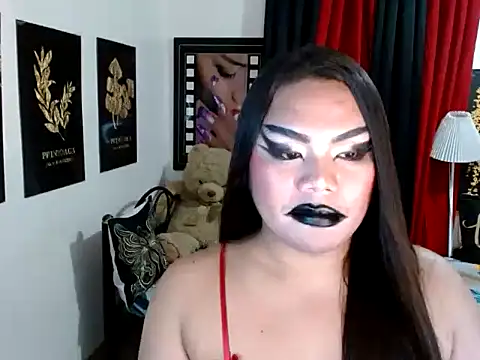 TSbrianaHugeCock's Webcam Show
