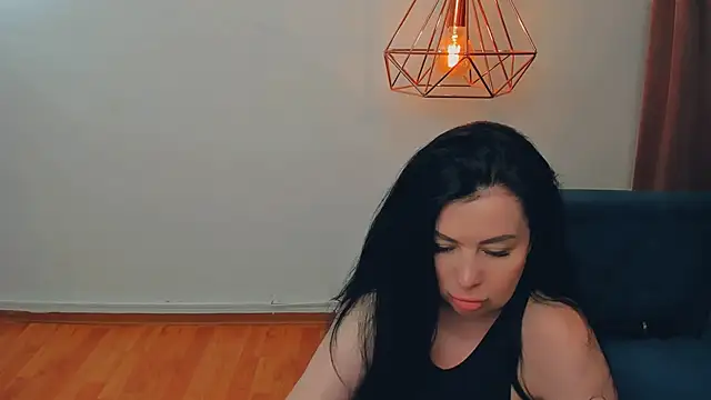 BrilliantGirll – Kamerová šou