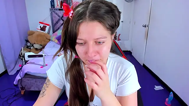 Luna_AnalyaのライブXXXチャット