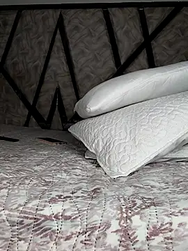 Chat +18 de Denise_wolfe21 ao vivo