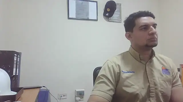 Officeb0y's Webcam Show