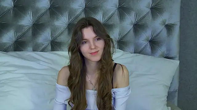 AmaliaLima Adlı Modelin Canlı XXX Sohbeti