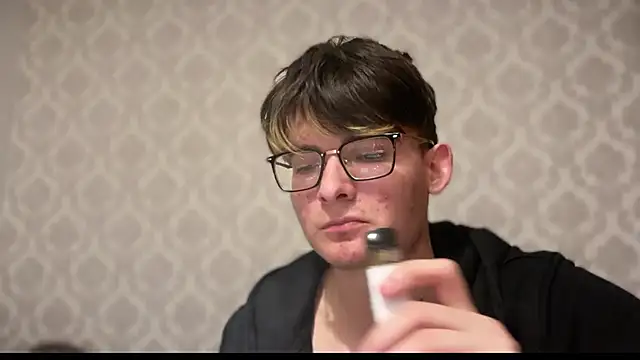 niksikor Show in webcam