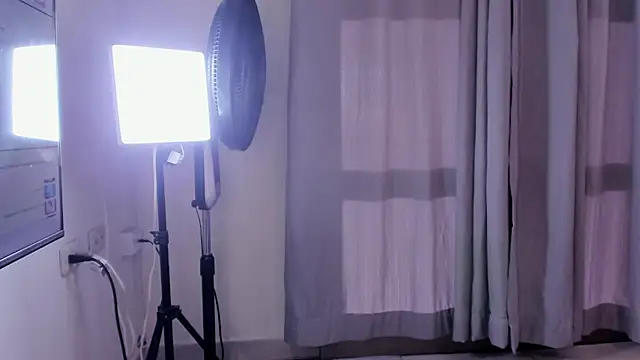 _blowsex_ Webcamshow