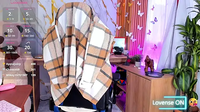 Dafne_kee live XXX chat