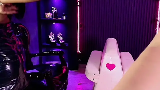 Veronica_bdsm 即時 XXX 聊天