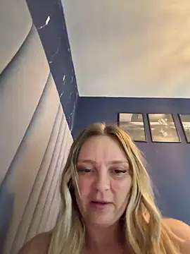 Sky25x 即時 XXX 聊天