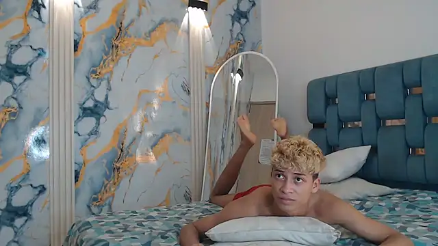 GOLD_BOYS élő XXX-chatje