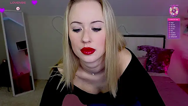 SashaBrooks 即時 XXX 聊天