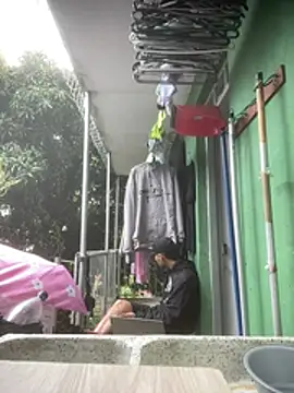 JE1999_28 Adlı Modelin Web Kamerası Şovu