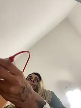 sabrinaneves 即時 XXX 聊天