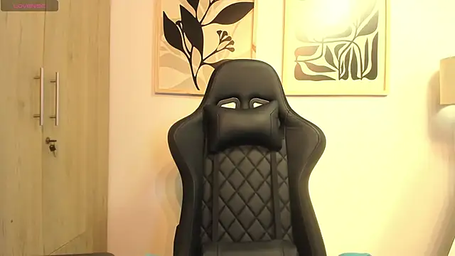 Bloom_Noor 即時 XXX 聊天