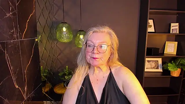 NataliMellow's Live XXX Chat