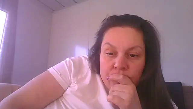 دردشة fulloferotic الجنسية المباشرة