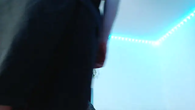 แชท XXX สดของ nicktorn