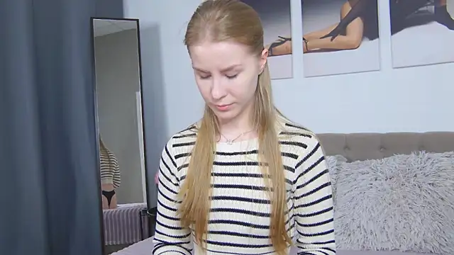 Chatroom XXX en direct de VioletiSwone