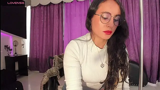 Chatroom XXX en direct de Coral_Gibson