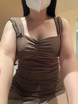 Meii-meyy 现场聊天室