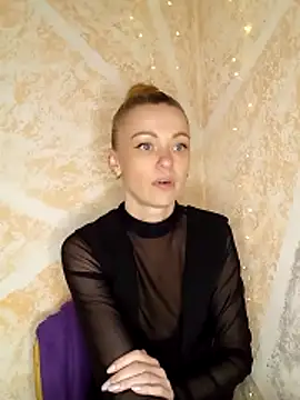 NitaXSky Adlı Modelin Canlı XXX Sohbeti