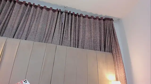 Chatroom XXX en direct de alana_gv