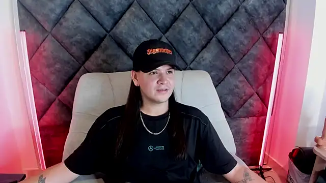 MatthewDavis_ Live XXX-chat