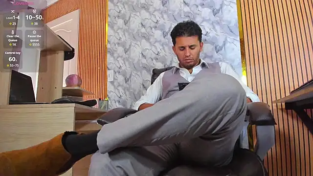 Hideintheoffice Pertunjukan Webcam