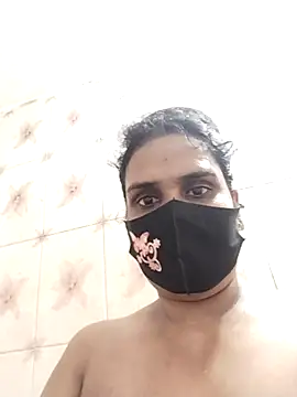 Show modela Puja-3232 na web-kameri