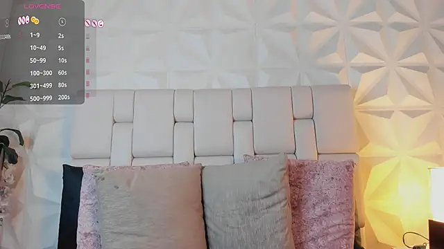 scarlettadams__ élő XXX-chatje