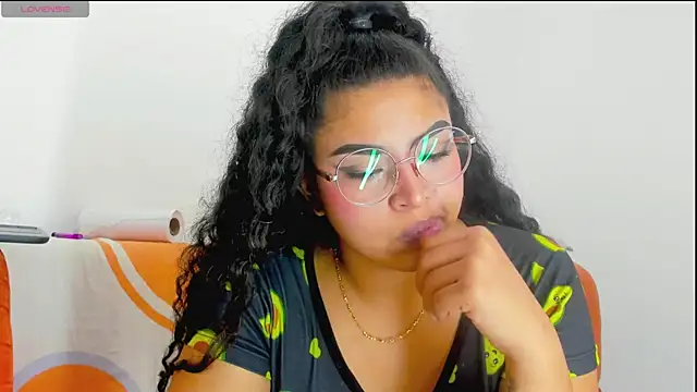 XXX chat uživo modela moana_taylor