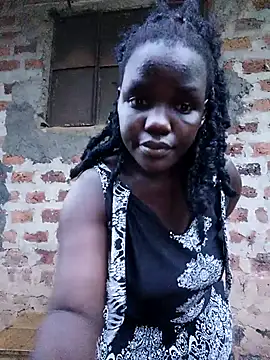 holygrail001: διαδικτυακό σόου στην κάμερα