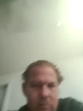 Chatroom XXX en direct de yourMasterisBored