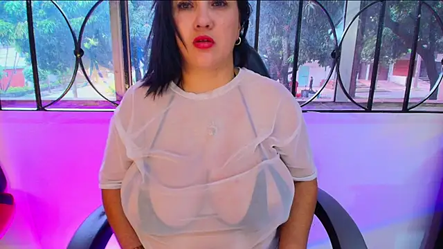 Eva_MilfF: онлайн-секс-чат