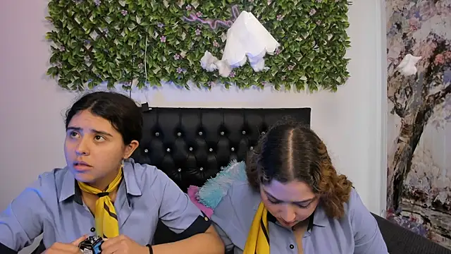 แชท XXX สดของ valeria_and_zoe