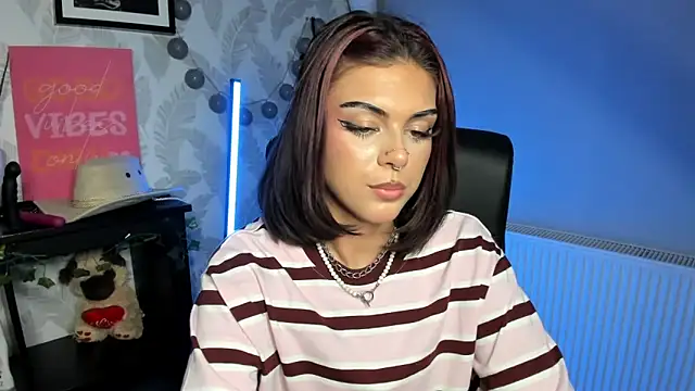 Nova_SIN 라이브 XXX 채팅